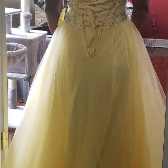 Prom dress - Picture 3 of 4